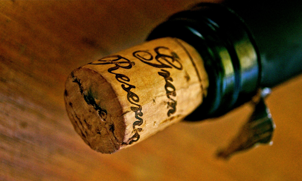 ¿Cómo guardar una botella de vino abierta?